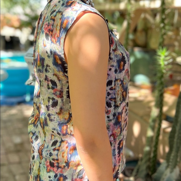 waverly grey liberant 100% silk blouse women’s sz 8 abstract multi blue NWT - Picture 13 of 14